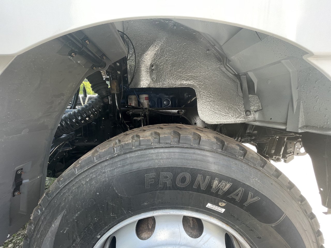 SHACMAN F3000 - Tractor unit: picture 4 SHACMAN F3000 - Tractor unit: picture 4