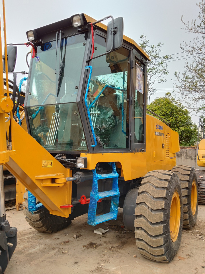 XCMG GR2153 - Grader: picture 5 XCMG GR2153 - Grader: picture 5