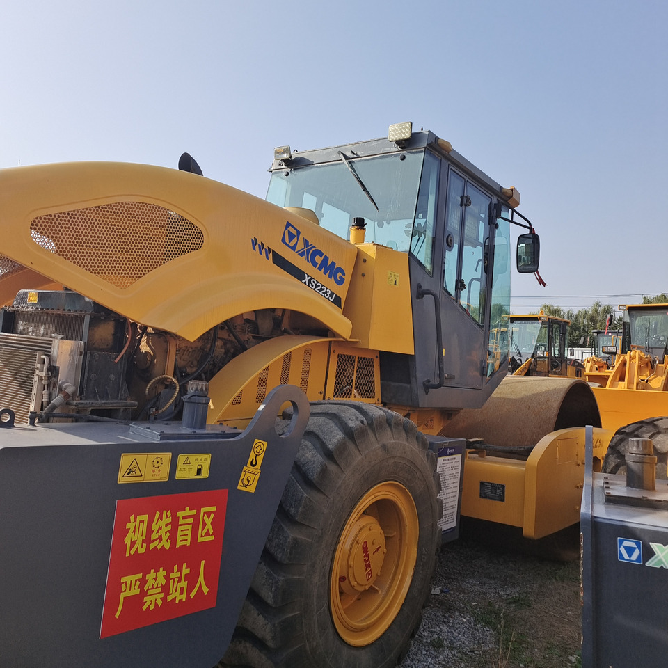 XCMG XS 223J XC223J - Road roller: picture 3 XCMG XS 223J XC223J - Road roller: picture 3