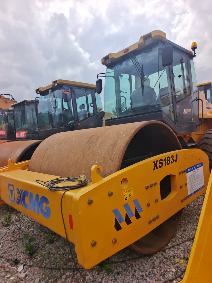 XCMG XS183J - Road roller: picture 1 XCMG XS183J - Road roller: picture 1