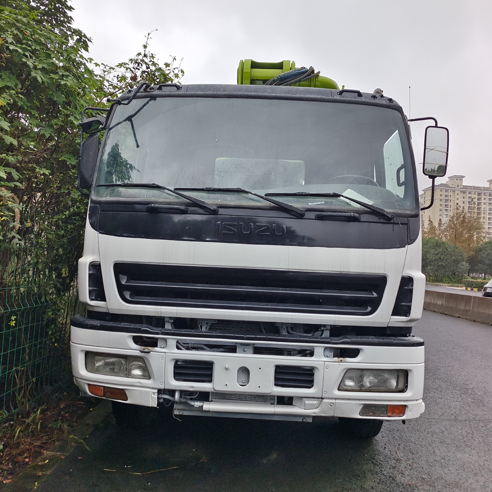 ZOOMLION ZLJ5336THBSE 47 METER PUMP TRUCK - Concrete pump truck: picture 3 ZOOMLION ZLJ5336THBSE 47 METER PUMP TRUCK - Concrete pump truck: picture 3