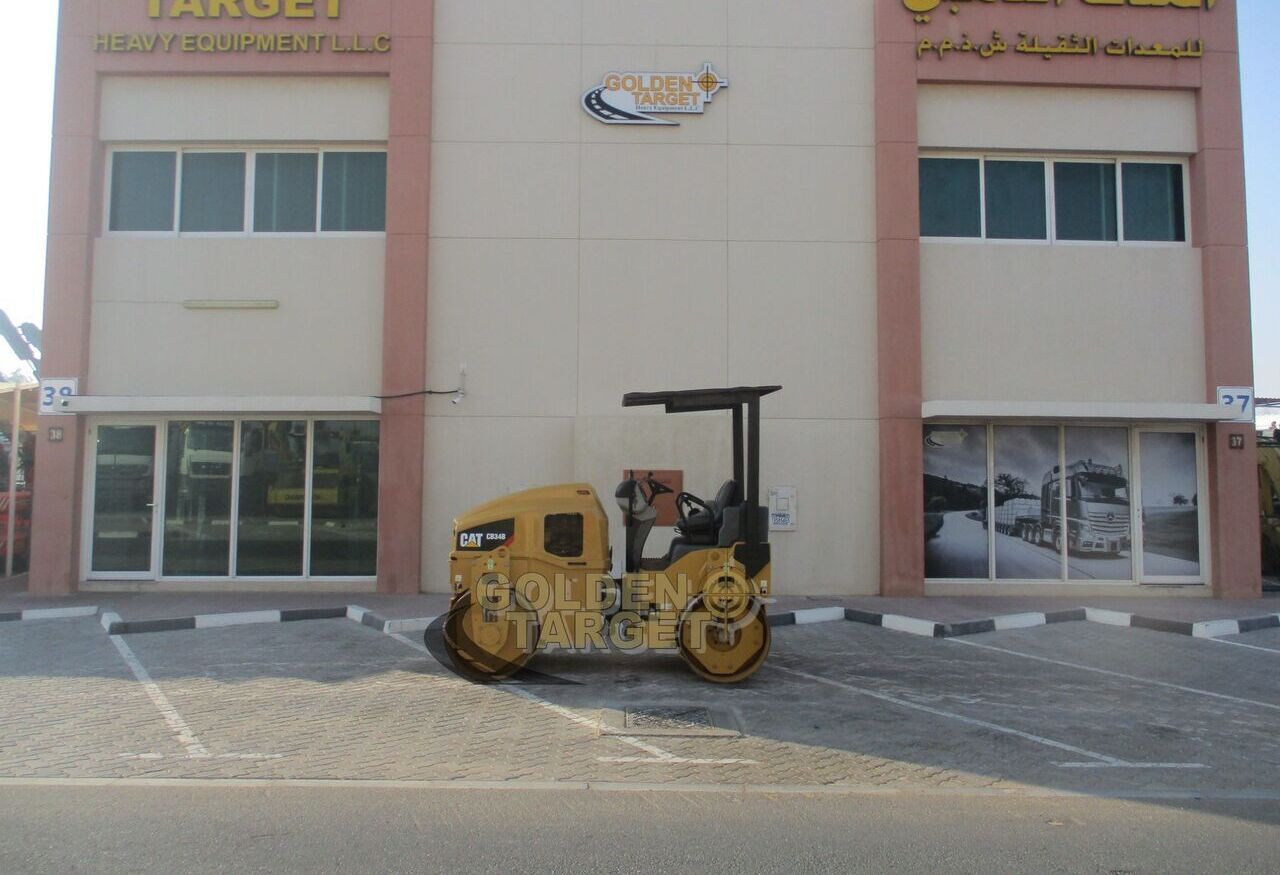 Caterpillar CB34B Double Drum Roller - Road roller: picture 4 Caterpillar CB34B Double Drum Roller - Road roller: picture 4