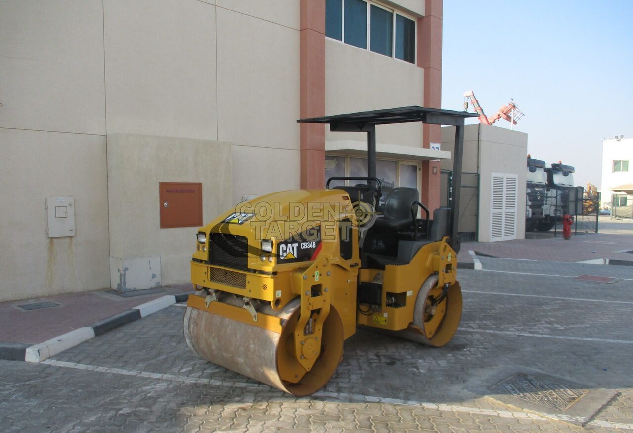 Caterpillar CB34B Double Drum Roller - Road roller: picture 2 Caterpillar CB34B Double Drum Roller - Road roller: picture 2