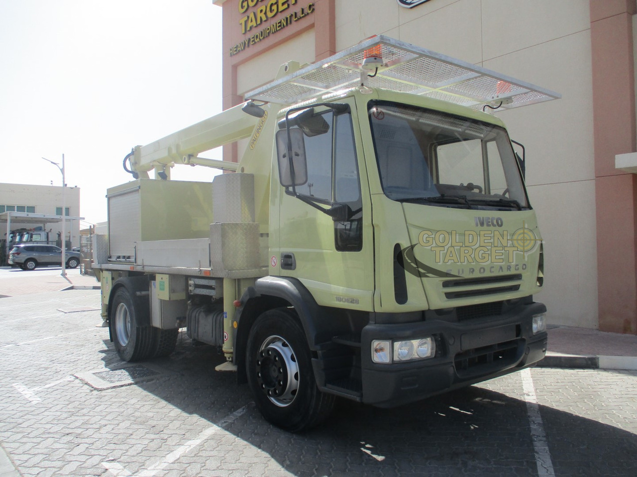 Iveco EURO CARGO 180E28 4x2 PALFINGER P180 Manlift - Truck mounted aerial platform: picture 1 Iveco EURO CARGO 180E28 4x2 PALFINGER P180 Manlift - Truck mounted aerial platform: picture 1