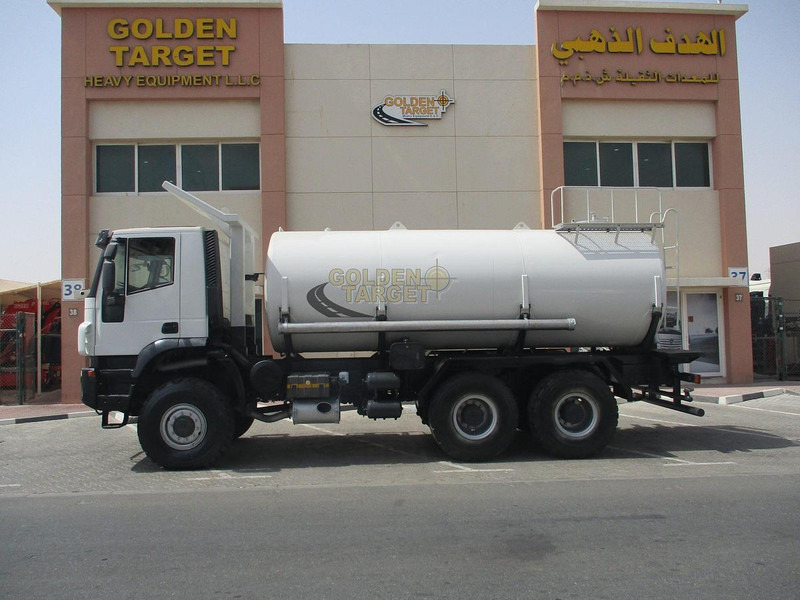 Iveco TRAKKER 380 - Tanker truck: picture 5 Iveco TRAKKER 380 - Tanker truck: picture 5