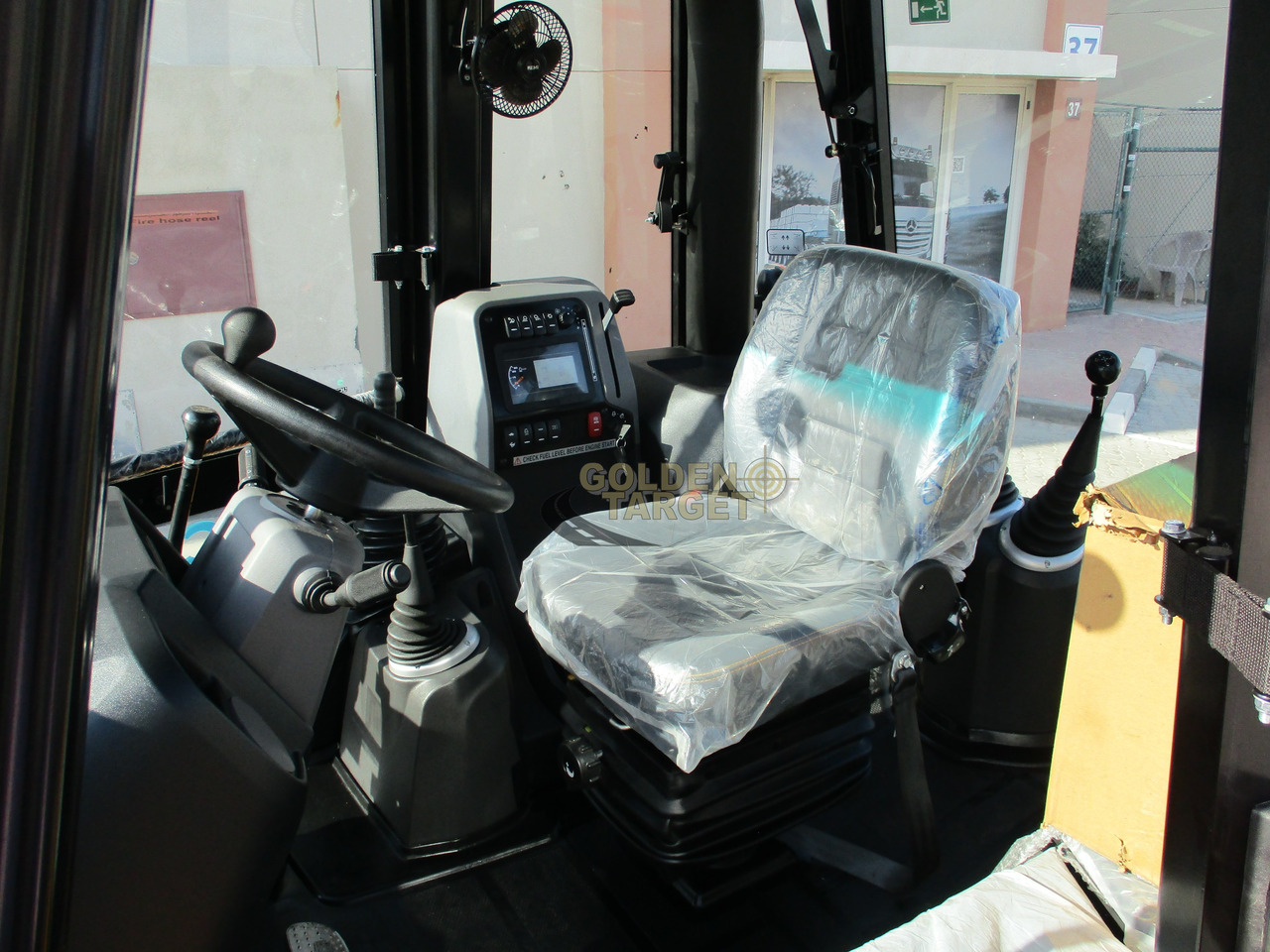 New Backhoe loader JCB 3DX PLUS 4×2 BACKHOE LOADER: picture 13