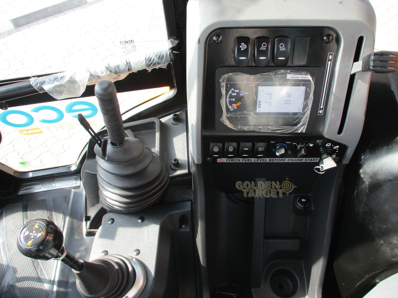 New Backhoe loader JCB 3DX PLUS 4×4 BACKHOE LOADER: picture 15