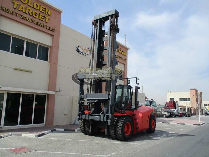 Linde - Container handler: picture 2 Linde - Container handler: picture 2