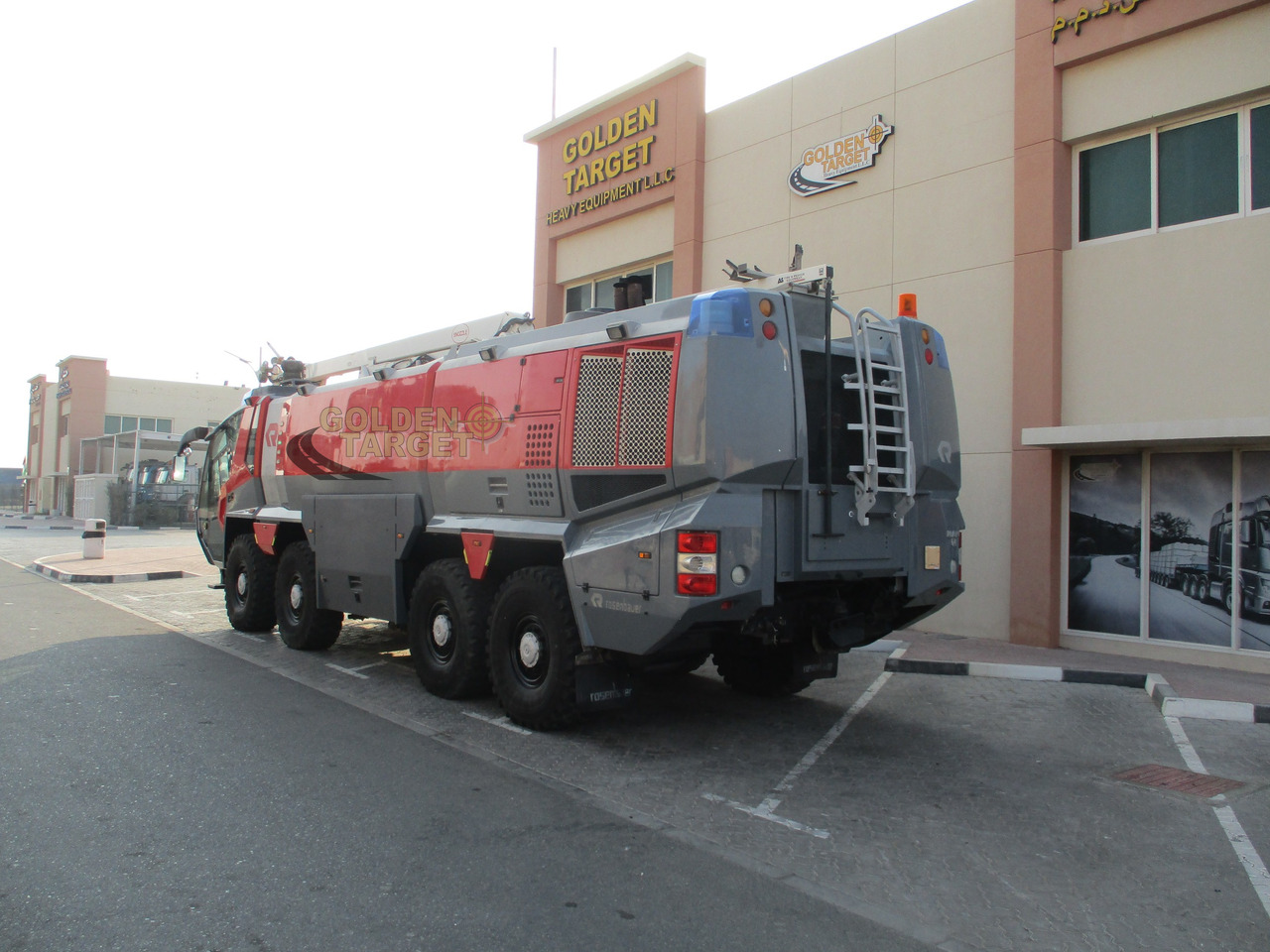 MAN FLF PANTHER 8x8 Airport Fire Truck - Fire engine: picture 4 MAN FLF PANTHER 8x8 Airport Fire Truck - Fire engine: picture 4