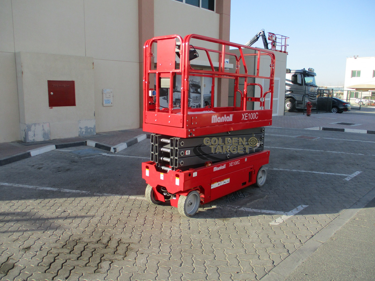 MANTALL XE100C-2024 Scissor Lift - Scissor lift: picture 2 MANTALL XE100C-2024 Scissor Lift - Scissor lift: picture 2