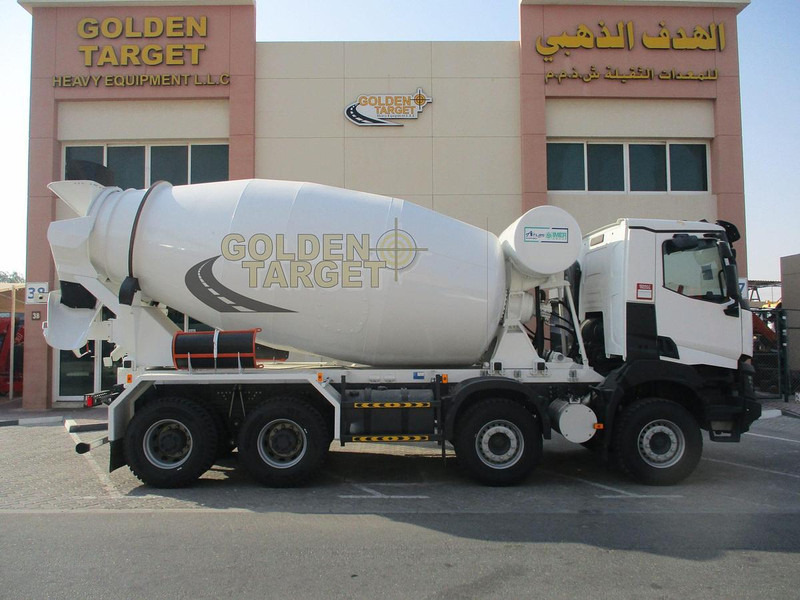 Renault K420 - Concrete mixer truck: picture 5 Renault K420 - Concrete mixer truck: picture 5
