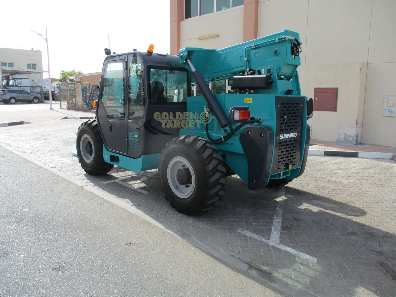 Sunward SWTH3007 4×4 Telehandler - Telescopic handler: picture 4 Sunward SWTH3007 4×4 Telehandler - Telescopic handler: picture 4