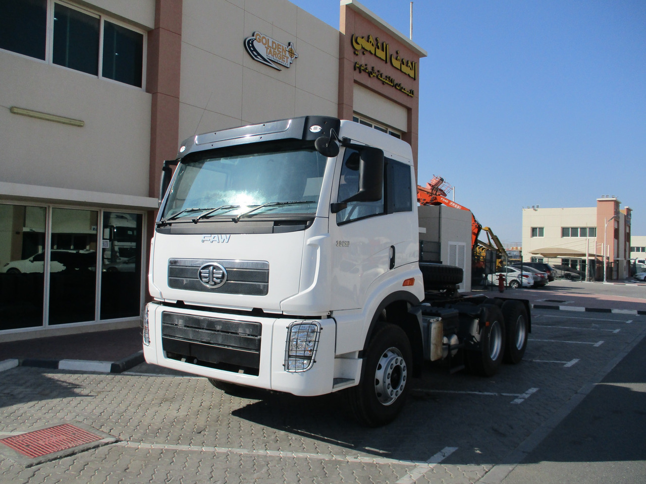 FAW 4181P2K15 6x4 Head Truck - Tractor unit: picture 2 FAW 4181P2K15 6x4 Head Truck - Tractor unit: picture 2