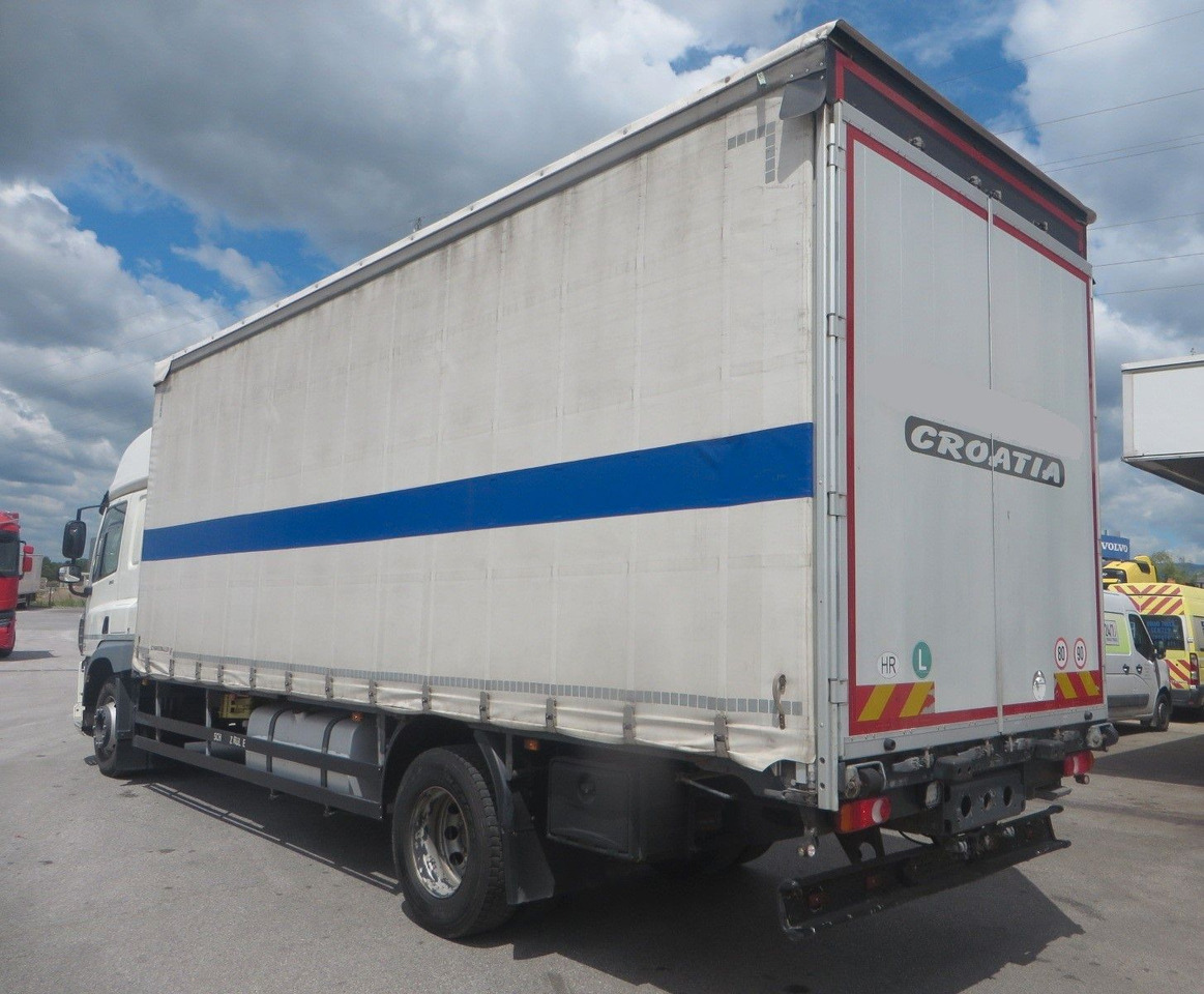 DAF CF320 4x2 18T Curtainside 7.70m - Curtain side truck: picture 4 DAF CF320 4x2 18T Curtainside 7.70m - Curtain side truck: picture 4
