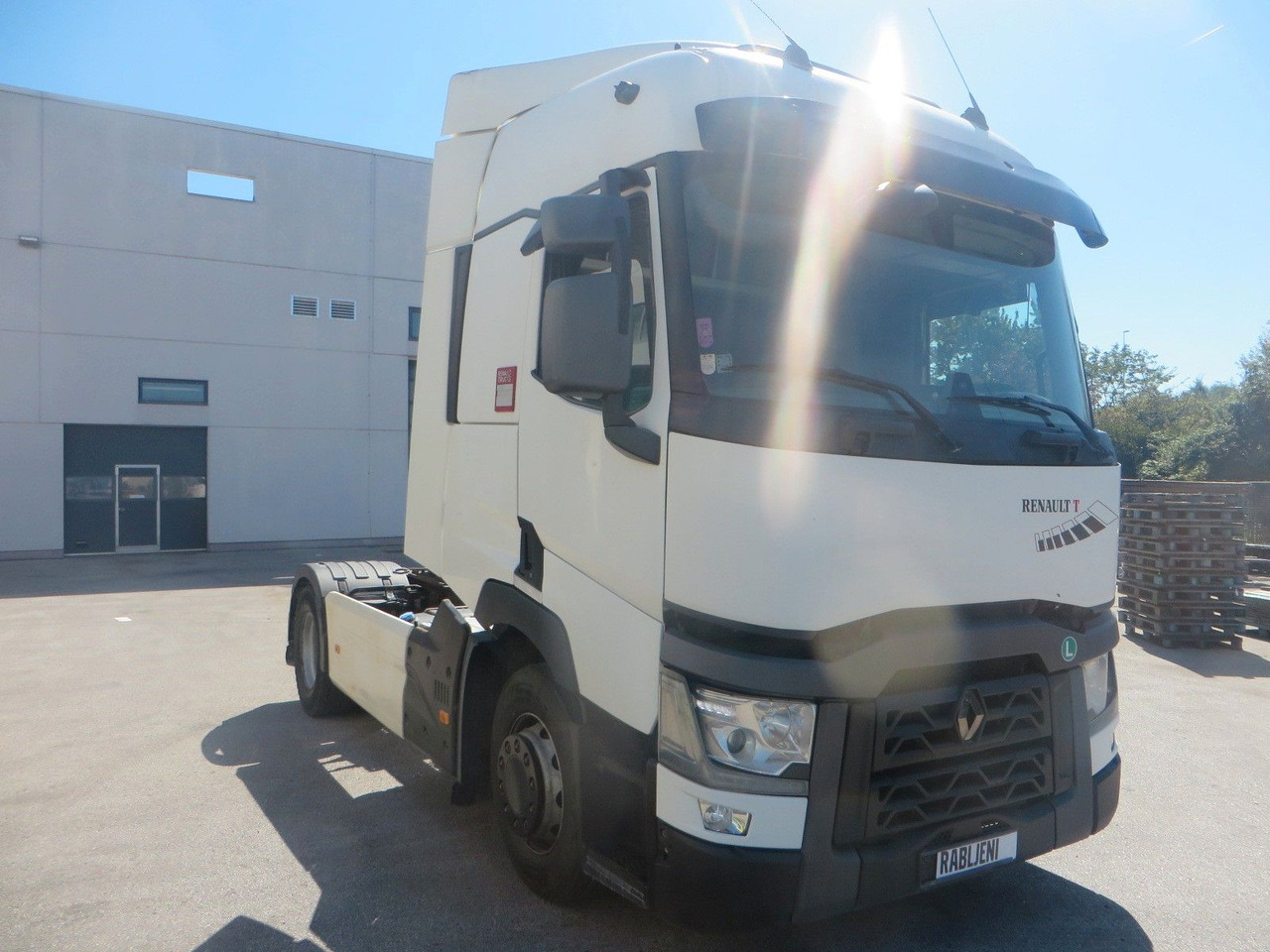 Renault T460 SC 4x2Tractor - Tractor unit: picture 2 Renault T460 SC 4x2Tractor - Tractor unit: picture 2