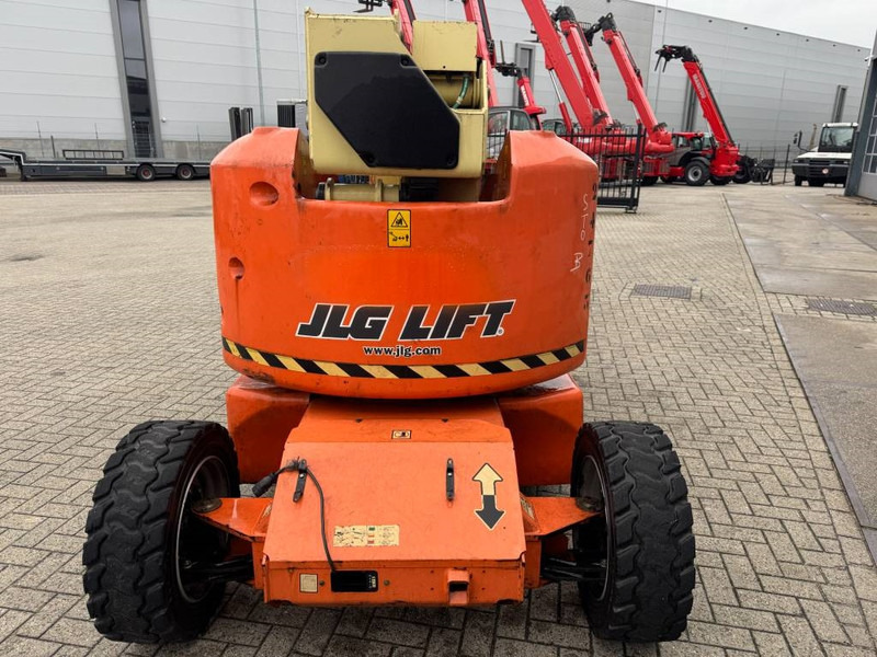 JLG E 450 AJ - Articulated boom lift: picture 3 JLG E 450 AJ - Articulated boom lift: picture 3
