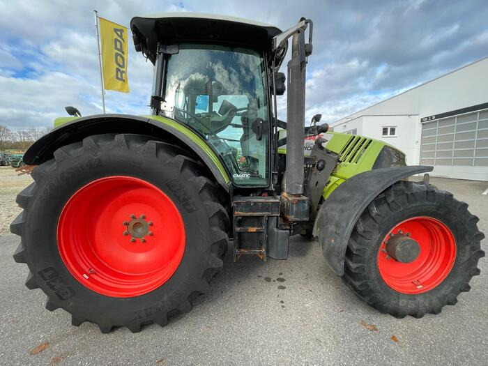 Claas Arion 650 - Farm tractor: picture 2 Claas Arion 650 - Farm tractor: picture 2
