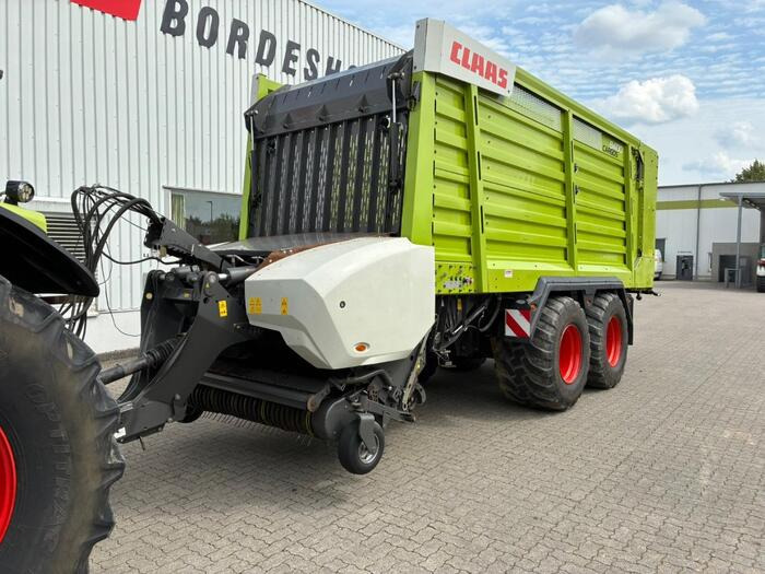 Claas CARGOS 8400 - Forage wagon: picture 1 Claas CARGOS 8400 - Forage wagon: picture 1