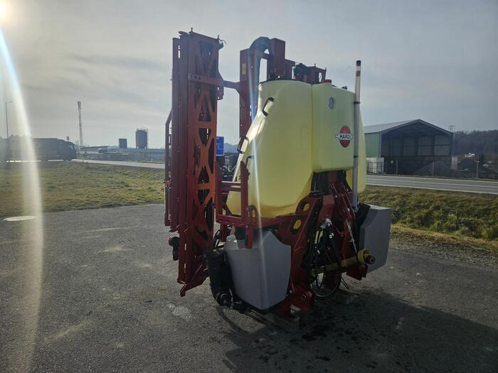 Hardi MEGA 1200 - Tractor mounted sprayer: picture 2 Hardi MEGA 1200 - Tractor mounted sprayer: picture 2