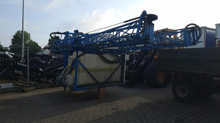 Inuma Aufbauspritze IUAS 2024 - Tractor mounted sprayer: picture 2 Inuma Aufbauspritze IUAS 2024 - Tractor mounted sprayer: picture 2