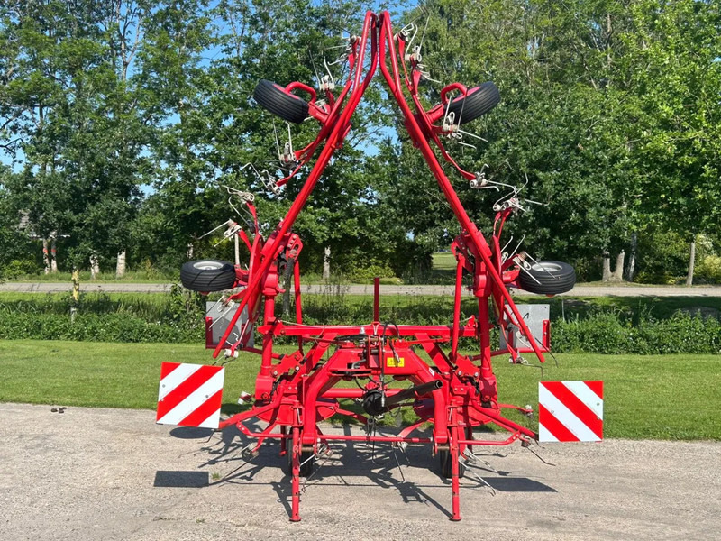 Lely Lotus 770 plus AWS Schudder - Tedder/ Rake: picture 4 Lely Lotus 770 plus AWS Schudder - Tedder/ Rake: picture 4