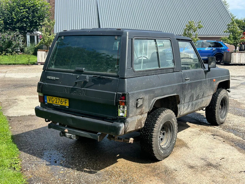 Nissan Patrol Patrol R 2.8 Turbo Diesel GRIJS KENTEKEN YOUNG TIMER - Car: picture 4 Nissan Patrol Patrol R 2.8 Turbo Diesel GRIJS KENTEKEN YOUNG TIMER - Car: picture 4