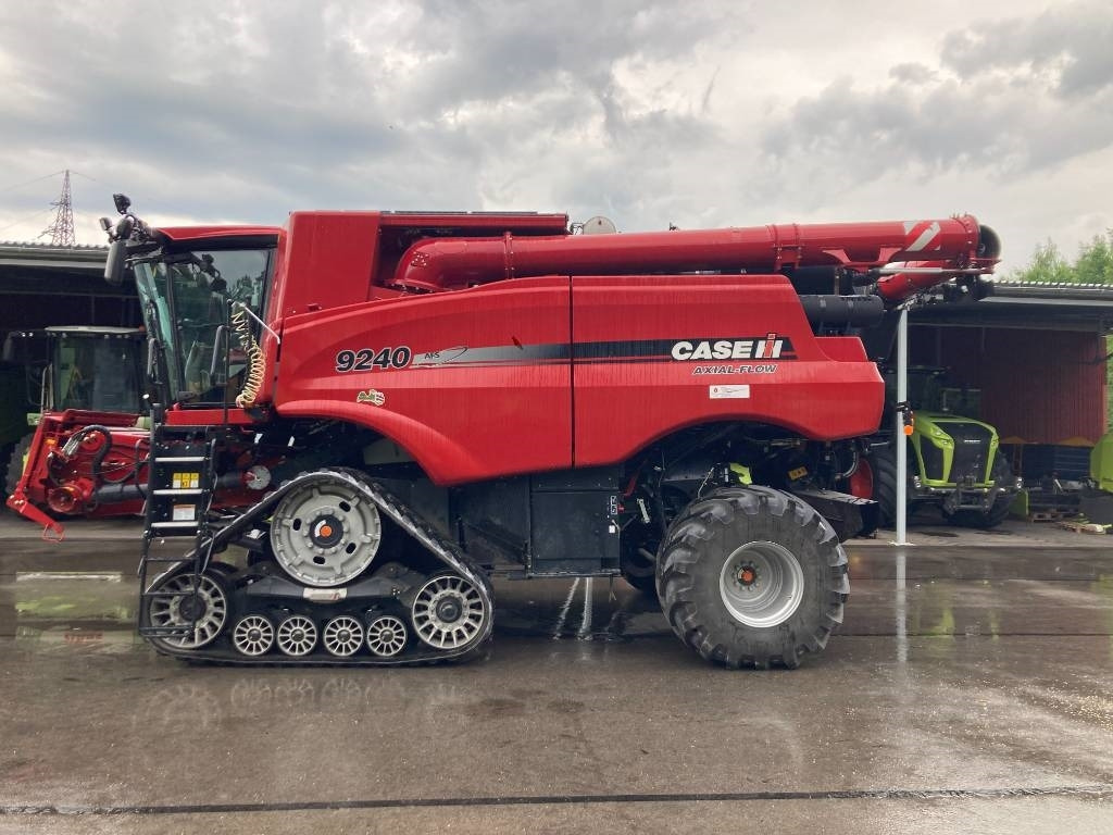 Case IH 9240 - Combine harvester: picture 3 Case IH 9240 - Combine harvester: picture 3