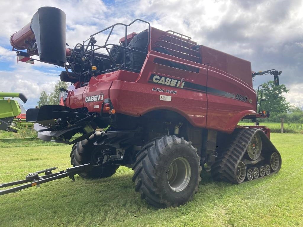 Case IH 9240 - Combine harvester: picture 4 Case IH 9240 - Combine harvester: picture 4