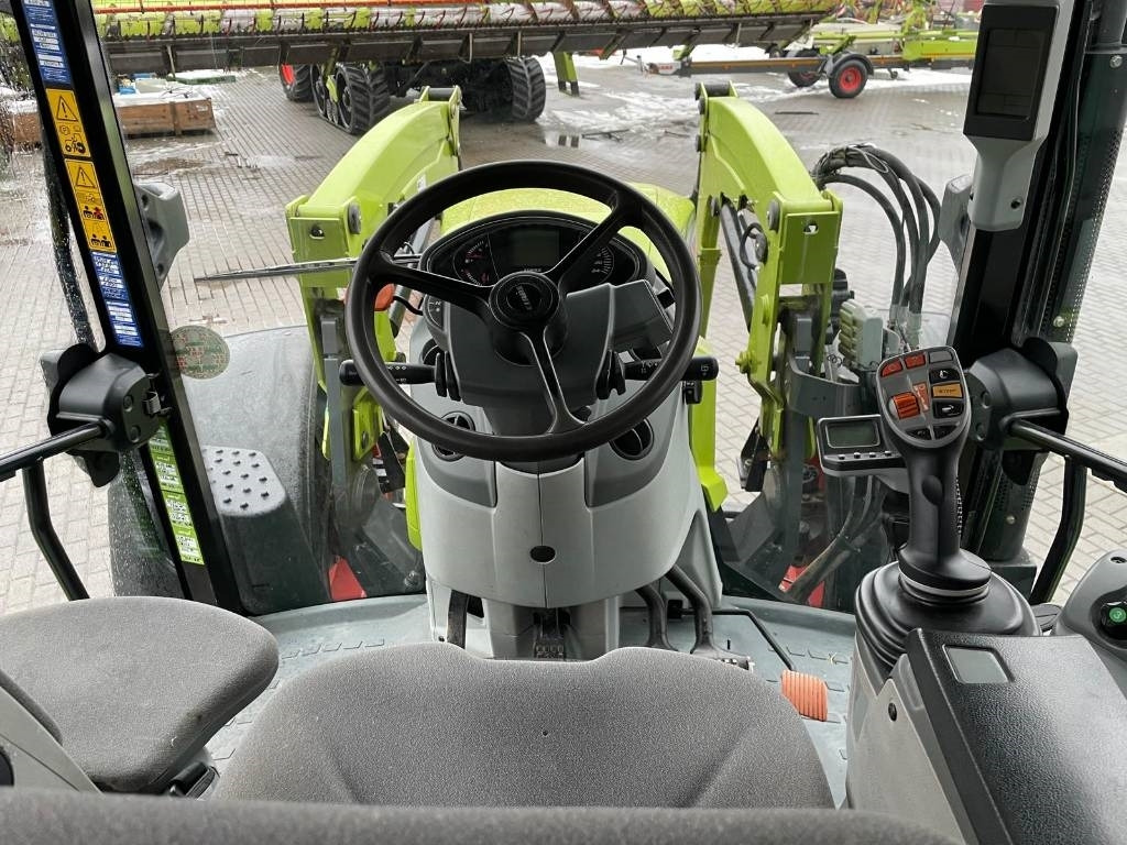 Farm tractor Claas Arion 440 CIS: picture 8