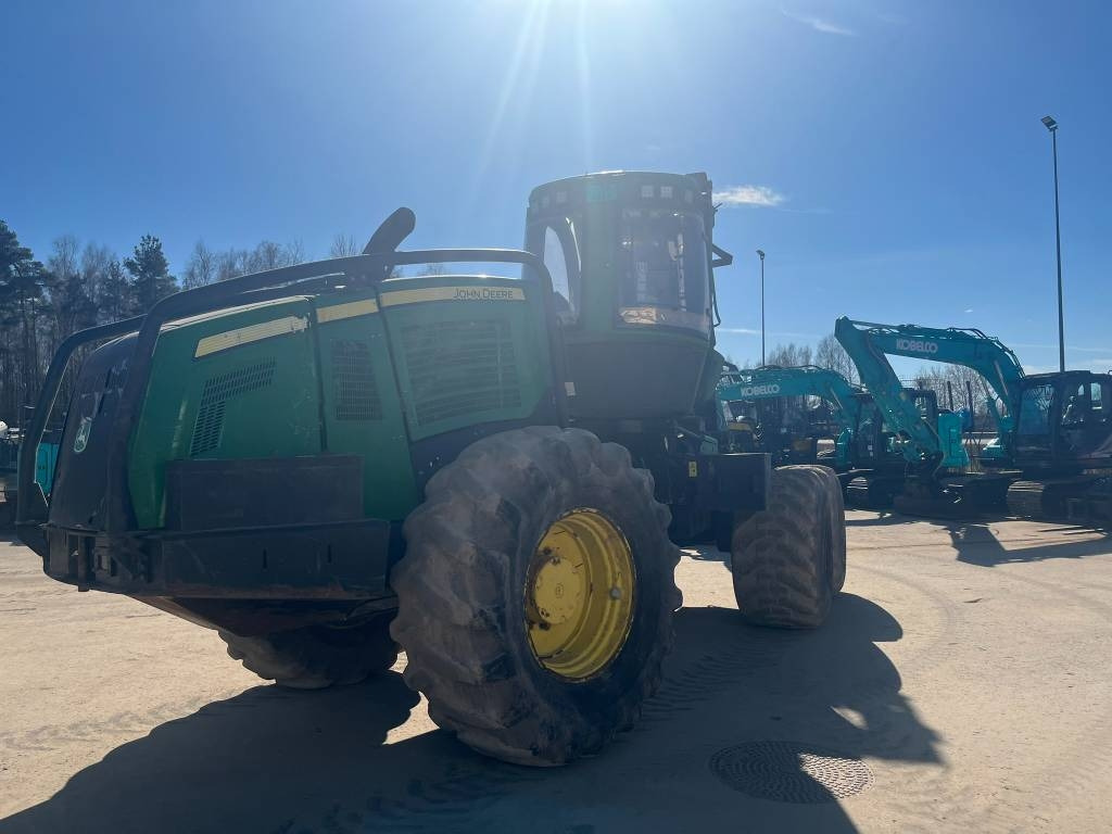 Forestry harvester John Deere 1470 E: picture 6