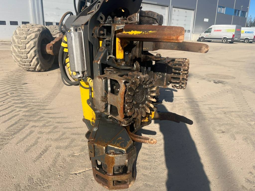 Ponsse H5 - Felling head: picture 3 Ponsse H5 - Felling head: picture 3