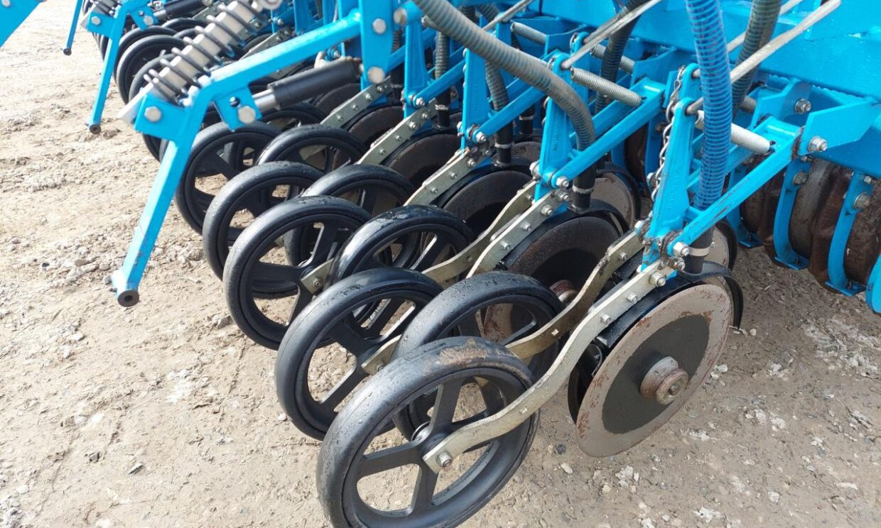 Combine seed drill Lemken Zirkon 10/400 - Solitair 9-400: picture 6