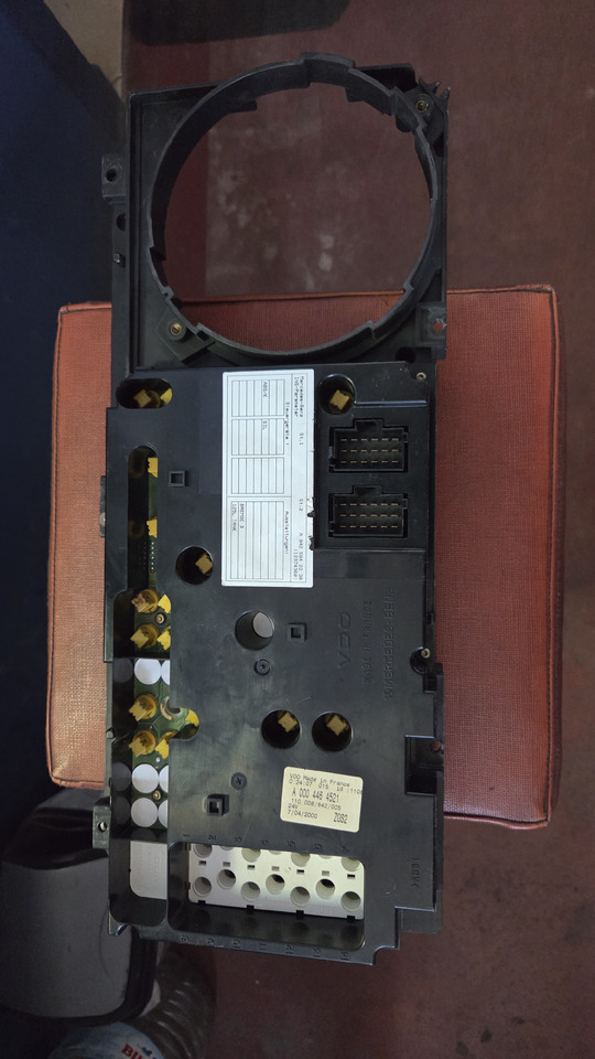 MERCEDES-BENZ ATEGO 1 - Dashboard: picture 3 MERCEDES-BENZ ATEGO 1 - Dashboard: picture 3