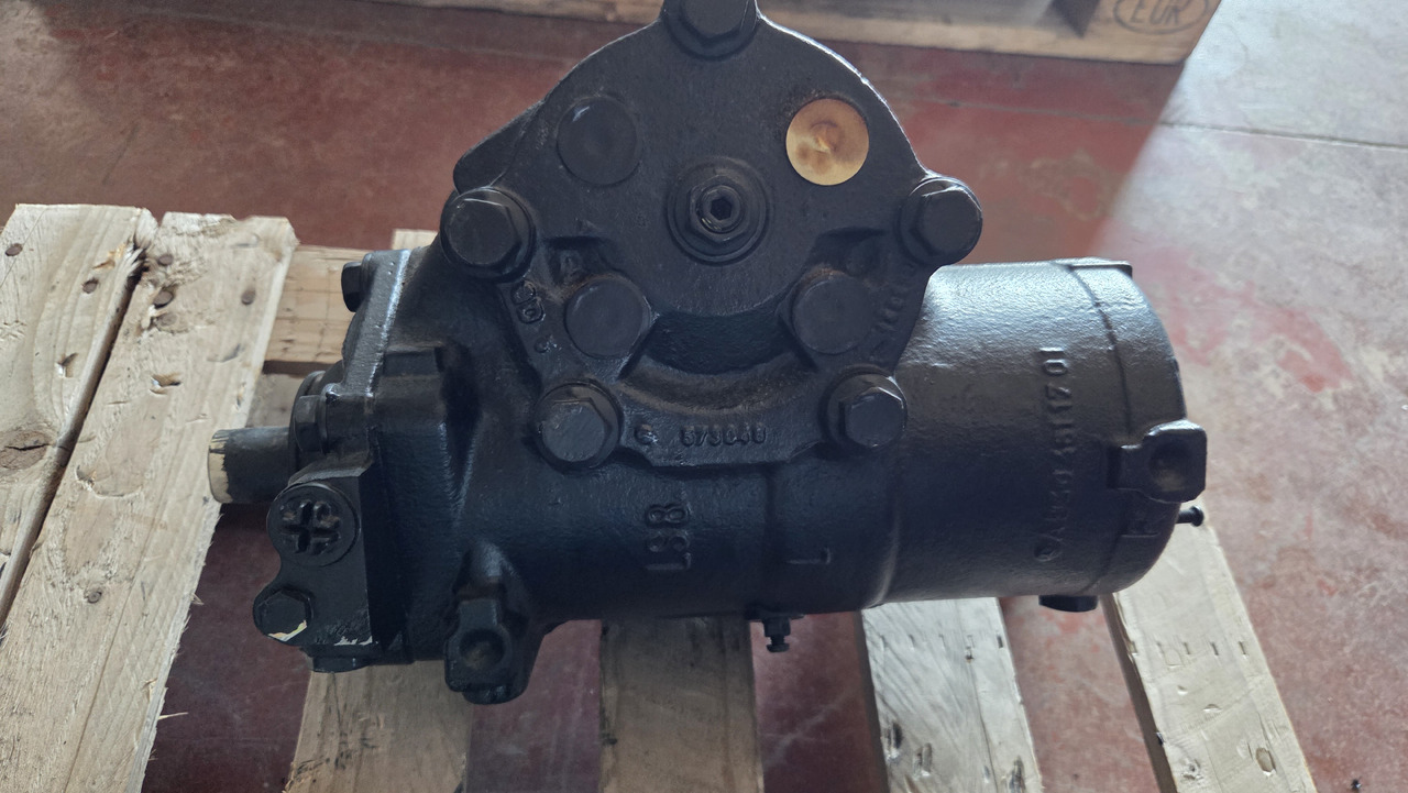 MERCEDES-BENZ POWER STEERING ACTROS MP3 - Steering wheel: picture 1 MERCEDES-BENZ POWER STEERING ACTROS MP3 - Steering wheel: picture 1