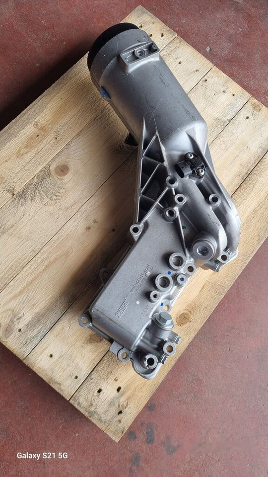 Mercedes-Benz OIL COOLER A 4571803110 Mercedes-Benz - Oil cooler for Truck: picture 5 Mercedes-Benz OIL COOLER A 4571803110 Mercedes-Benz - Oil cooler for Truck: picture 5