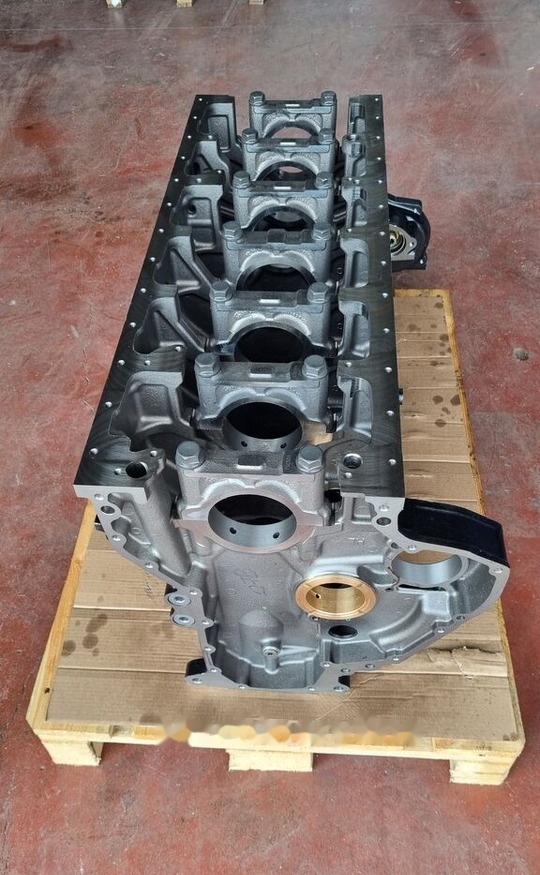 Mercedes-Benz OM 460 LA A 4600110601 Mercedes-Benz TOYRISMO - TRAVEGO - Cylinder block for Bus: picture 2 Mercedes-Benz OM 460 LA A 4600110601 Mercedes-Benz TOYRISMO - TRAVEGO - Cylinder block for Bus: picture 2