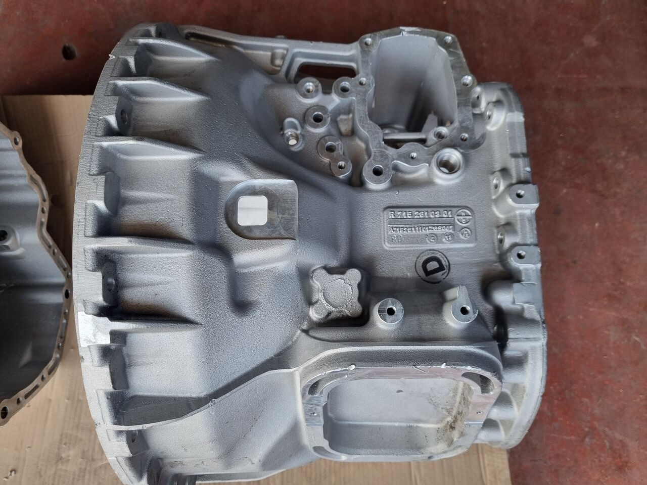 Mercedes-Benz TRANSMISSION HOUSING Mercedes-Benz ACTROS MP4 EURO 6 - Gearbox for Truck: picture 2 Mercedes-Benz TRANSMISSION HOUSING Mercedes-Benz ACTROS MP4 EURO 6 - Gearbox for Truck: picture 2