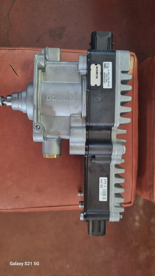 WABCO GATE CYLINDER 3 PEDAL NEW A Mercedes-Benz ACTROS MP2 MP3 - ECU for Truck: picture 3 WABCO GATE CYLINDER 3 PEDAL NEW A Mercedes-Benz ACTROS MP2 MP3 - ECU for Truck: picture 3