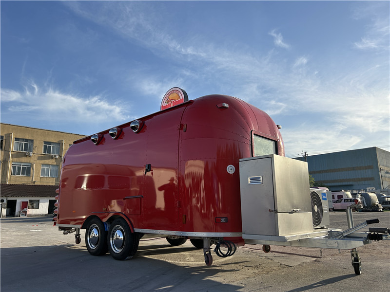 Burger Van Smash Burger Trailer |Handcrafted Burgers & Fries Food Truck - Food trailer: picture 5 Burger Van Smash Burger Trailer |Handcrafted Burgers & Fries Food Truck - Food trailer: picture 5