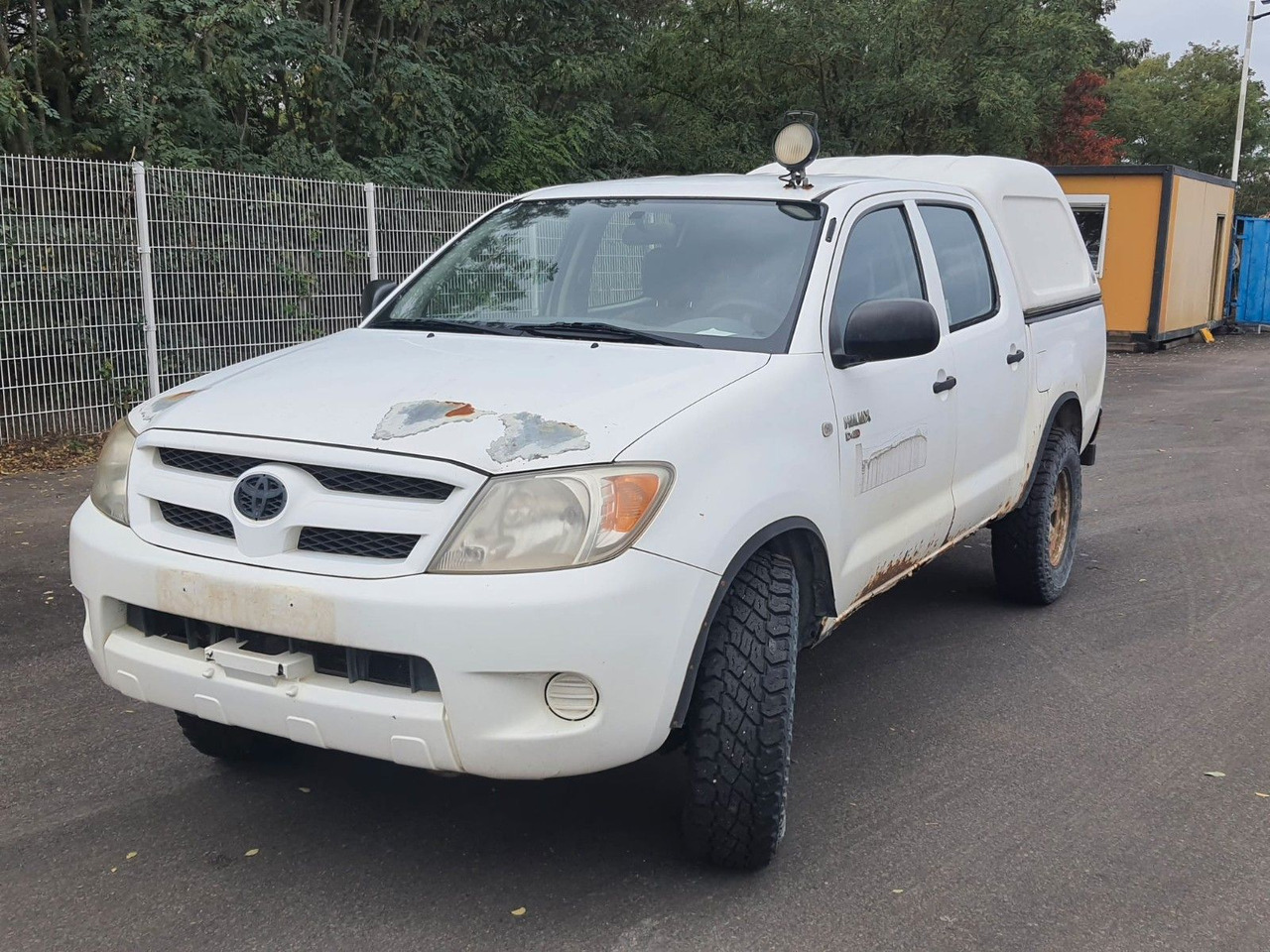 Toyota Hilux Double Cab 4x4 - SUV: picture 1 Toyota Hilux Double Cab 4x4 - SUV: picture 1