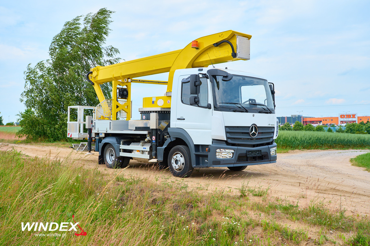 PALFINGER P 300 KS - Aerial platform: picture 1 PALFINGER P 300 KS - Aerial platform: picture 1