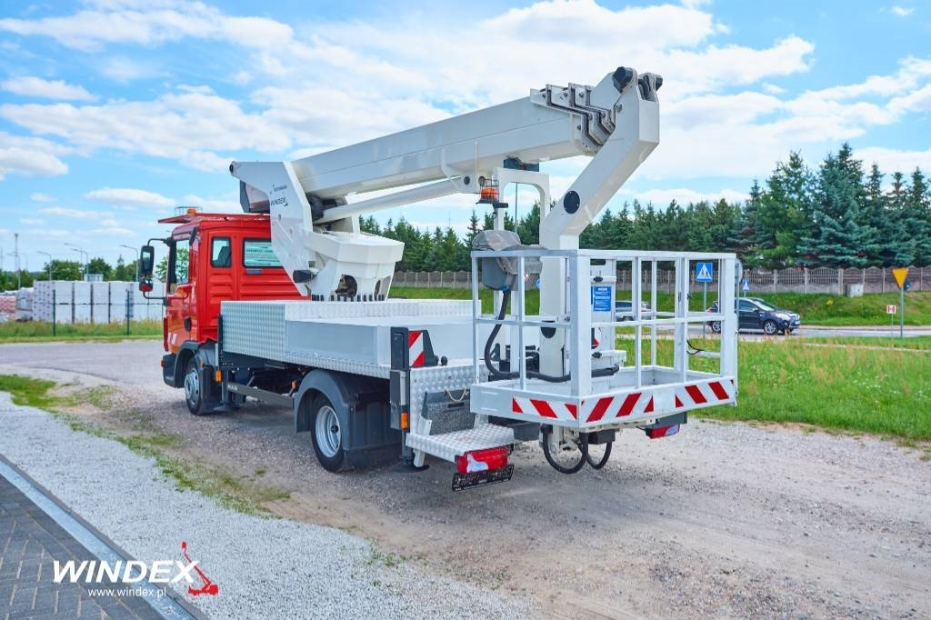 Ruthmann T 300 - Truck mounted aerial platform: picture 5 Ruthmann T 300 - Truck mounted aerial platform: picture 5