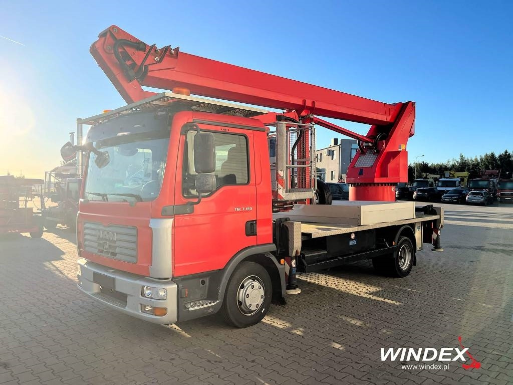 Wumag WT 250 - Truck mounted aerial platform: picture 3 Wumag WT 250 - Truck mounted aerial platform: picture 3