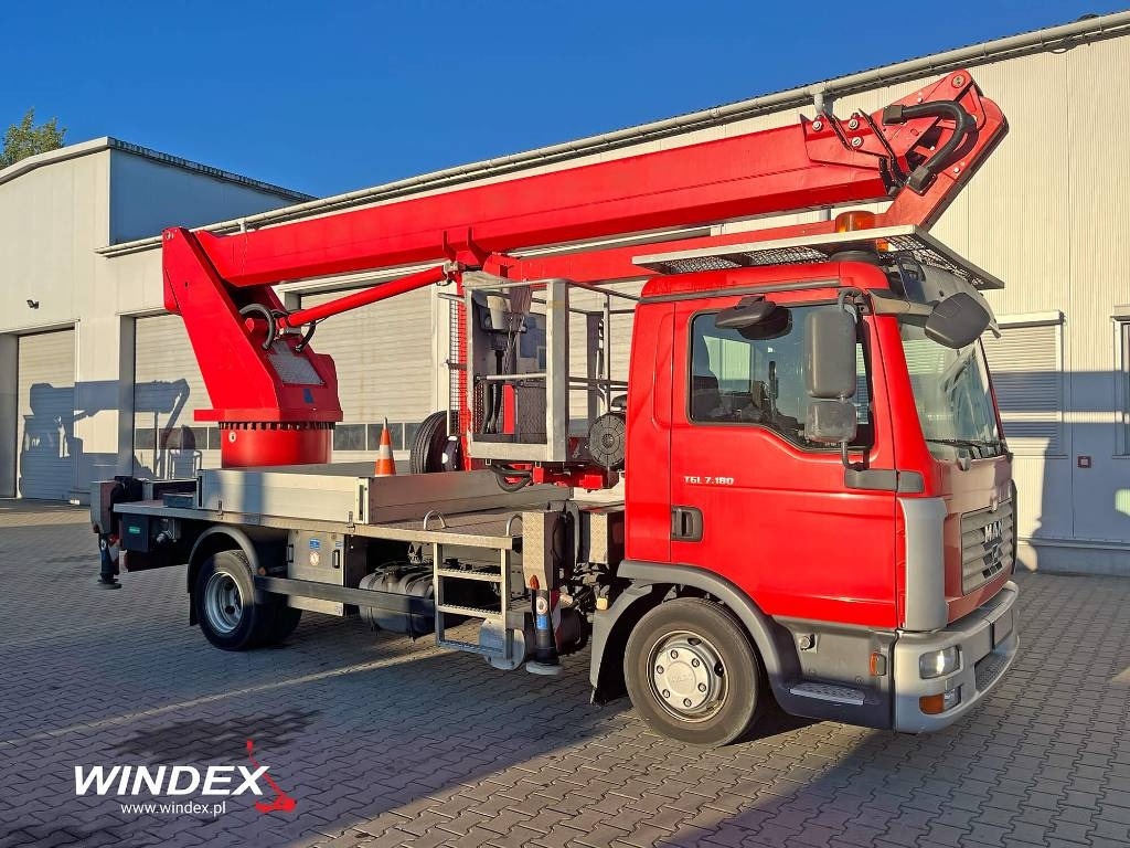 Wumag WT 250 - Truck mounted aerial platform: picture 1 Wumag WT 250 - Truck mounted aerial platform: picture 1