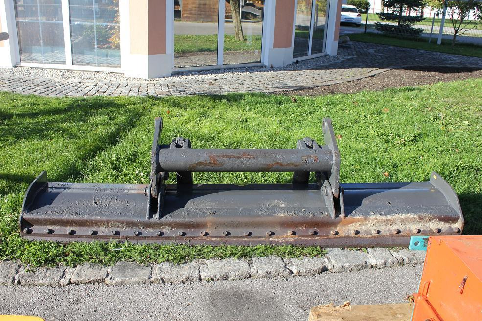 Atlas 1302 E - Blade for Construction machinery: picture 5 Atlas 1302 E - Blade for Construction machinery: picture 5