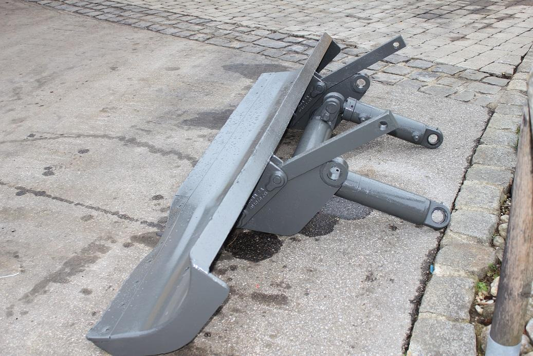 Atlas 1602D - Blade for Construction machinery: picture 5 Atlas 1602D - Blade for Construction machinery: picture 5