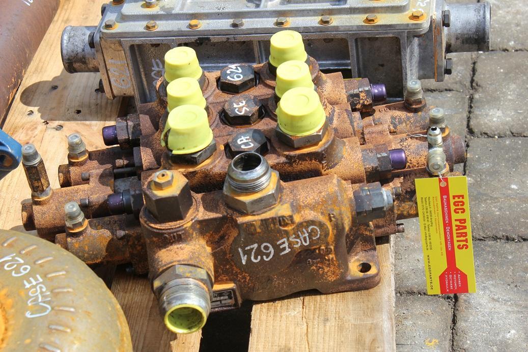 Case 621 - Hydraulic valve for Construction machinery: picture 4 Case 621 - Hydraulic valve for Construction machinery: picture 4