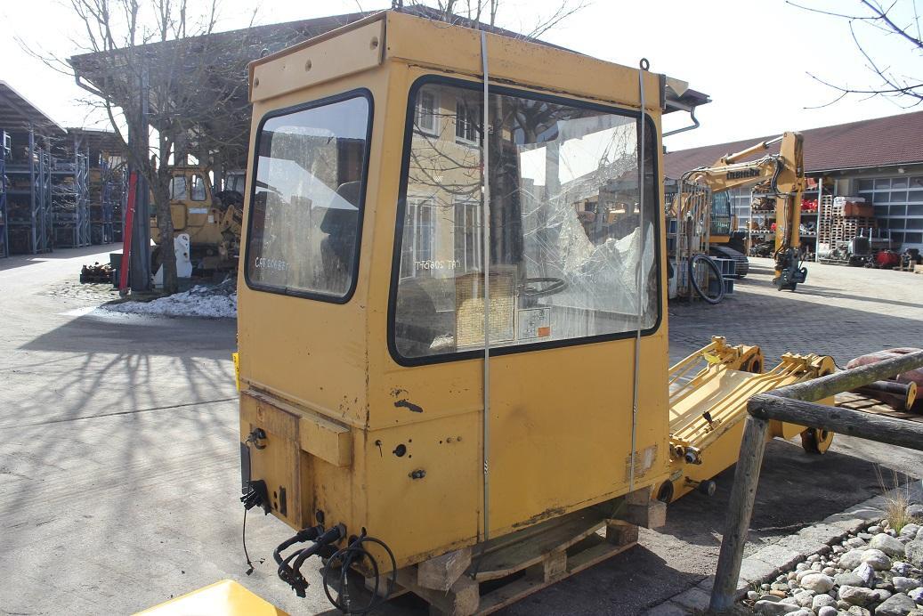 Caterpillar 206 BFT - Cab for Construction machinery: picture 5 Caterpillar 206 BFT - Cab for Construction machinery: picture 5