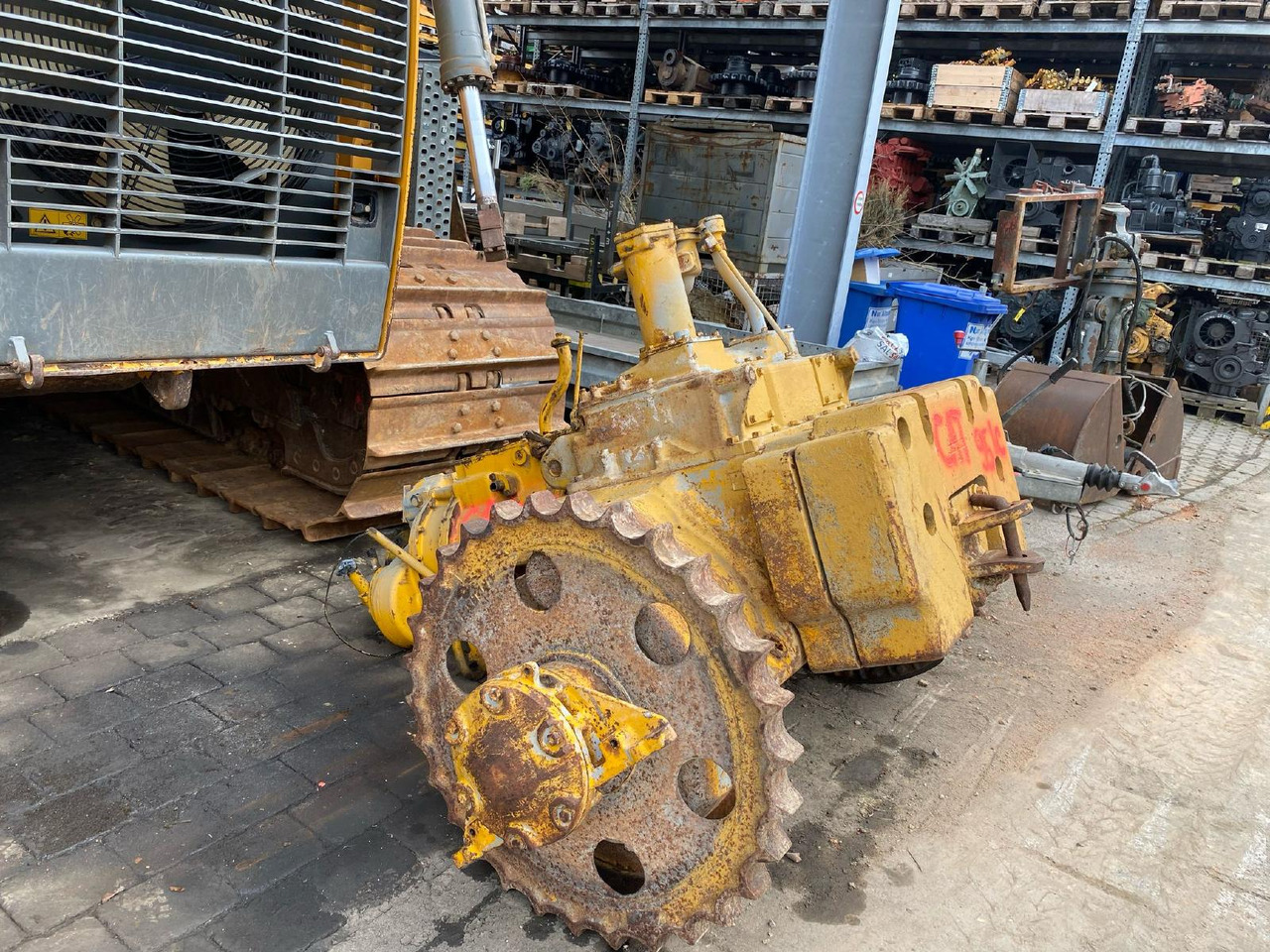 Caterpillar CAT D 951 - Gearbox for Construction machinery: picture 2 Caterpillar CAT D 951 - Gearbox for Construction machinery: picture 2