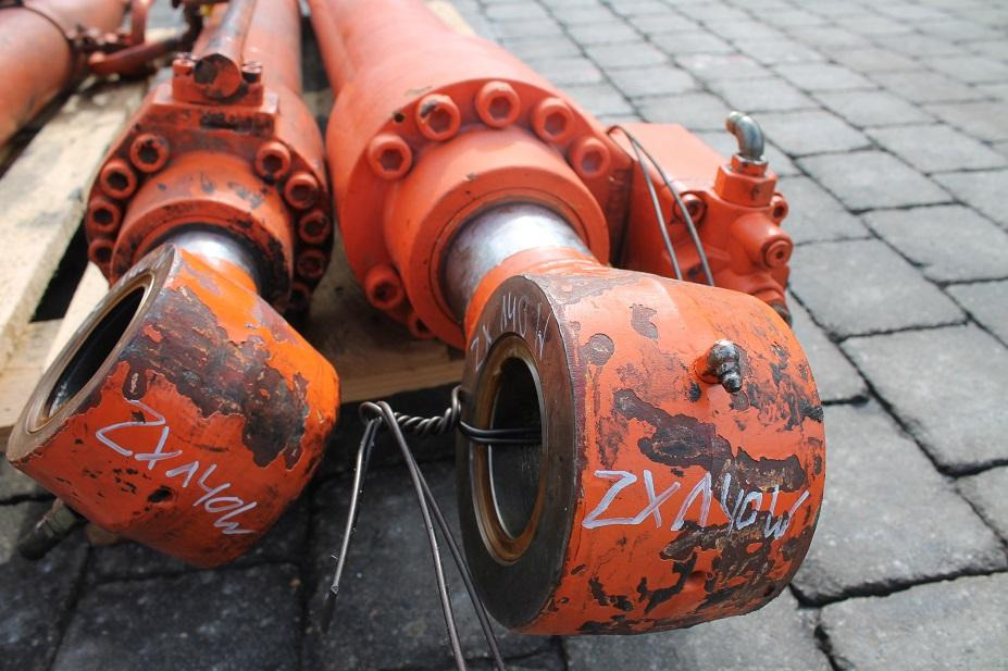 Hitachi ZX 140W - Hydraulic cylinder for Construction machinery: picture 5 Hitachi ZX 140W - Hydraulic cylinder for Construction machinery: picture 5